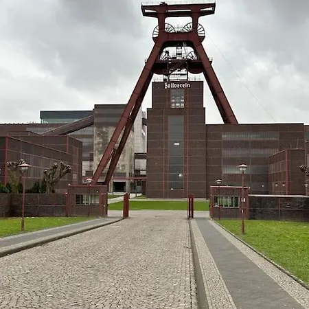 Nachbar Des Weltkulturerbes Zeche Zollverein! Ge1R Essen Buitenkant foto